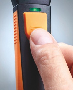 Смарт-зонд testo 410 i — Анемометр с крыльчаткой с Bluetooth, управляемый со смартфона/планшета