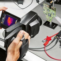 Тепловизор Testo 890-2 с супер-телеобъективом и дополнительным объективом (комплект)
