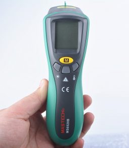Цифровой пирометр Mastech MS6520B