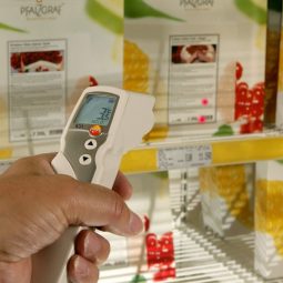 Testo 831 термометр инфракрасный