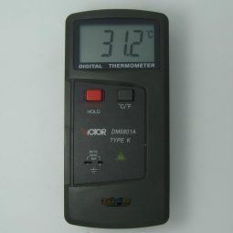 Цифровой термометр DM6801A