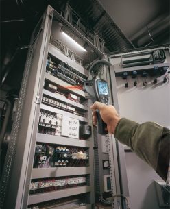 Testo 845 термометр инфракрасный с переключаемой оптикой (75:1)